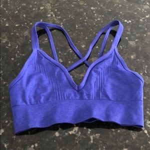 Lululemon sports bra